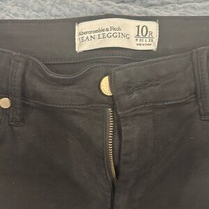 Abercrombie black Jean legging size 10 worn washed 1 time